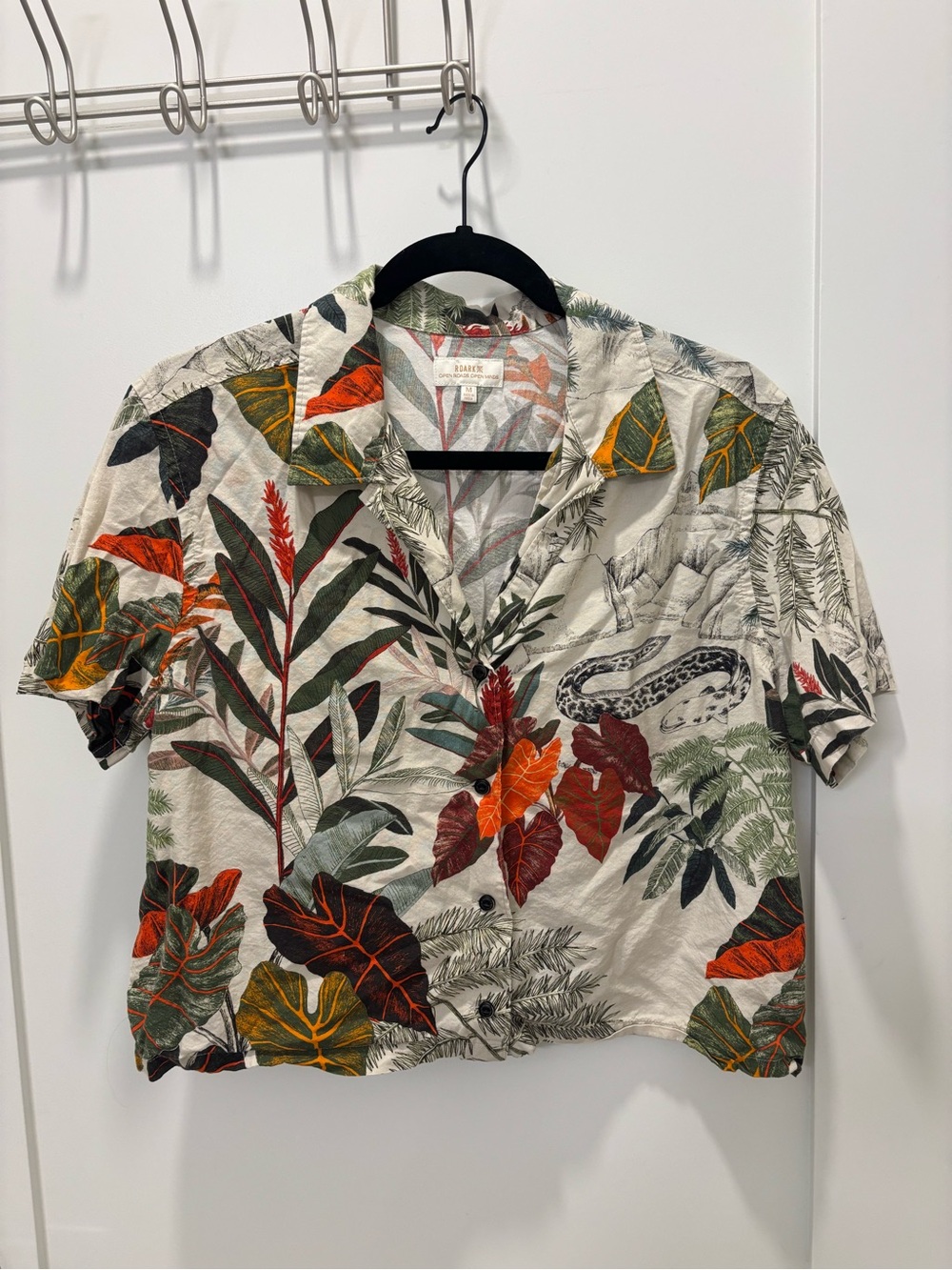 MOVING SALE: Roark Short-Sleeve Cropped Tropical Print Button-Up
